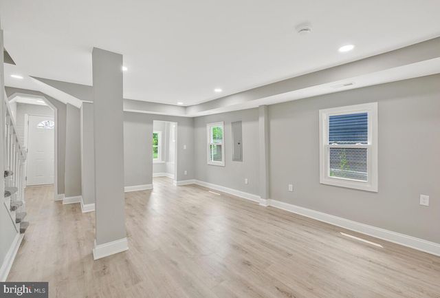 706 59TH AVE, Capitol Heights, MD 20743