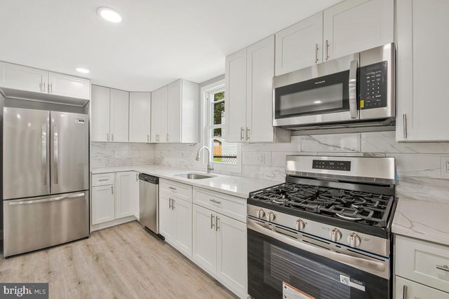 706 59TH AVE, Capitol Heights, MD 20743
