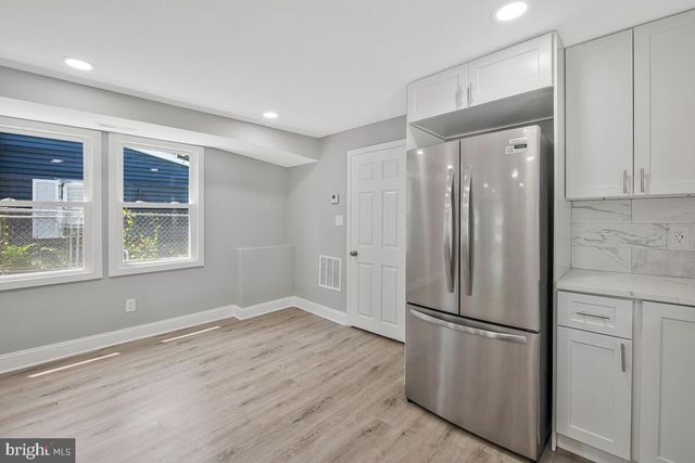706 59TH AVE, Capitol Heights, MD 20743