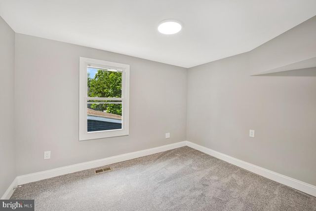 706 59TH AVE, Capitol Heights, MD 20743