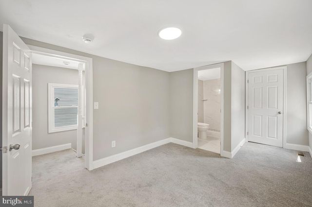 706 59TH AVE, Capitol Heights, MD 20743
