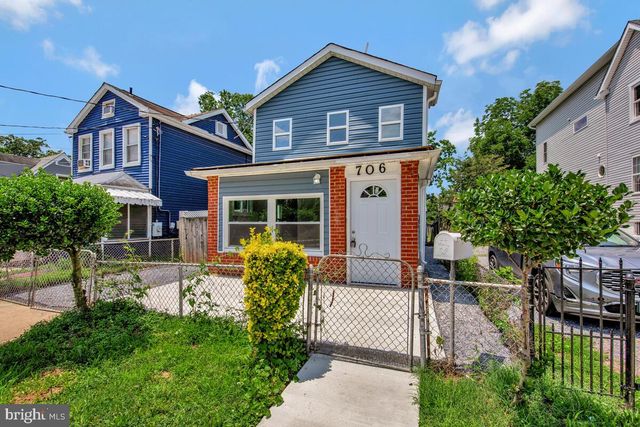 706 59TH AVE, Capitol Heights, MD 20743