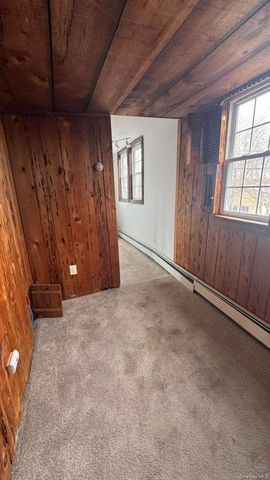 17 Jade Street, Oakdale, NY 11769