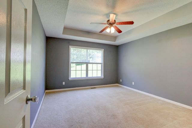 1492 Cedar Springs Cir, Clarksville, TN 37042