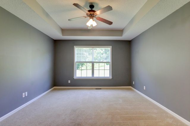 1492 Cedar Springs Cir, Clarksville, TN 37042