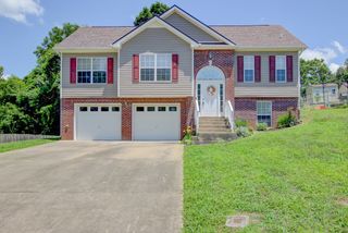 1492 Cedar Springs Cir, Clarksville, TN 37042