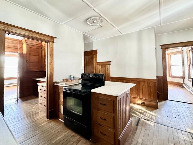66 Langdon Street, Plymouth, NH 03264