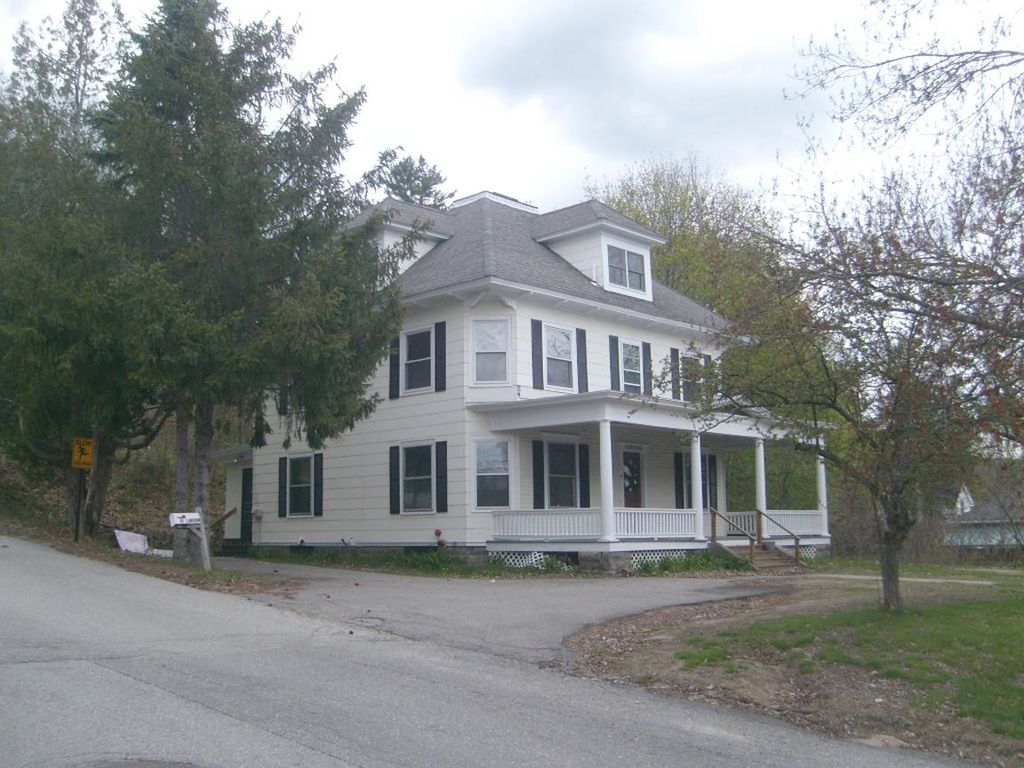 66 Langdon Street, Plymouth, NH 03264