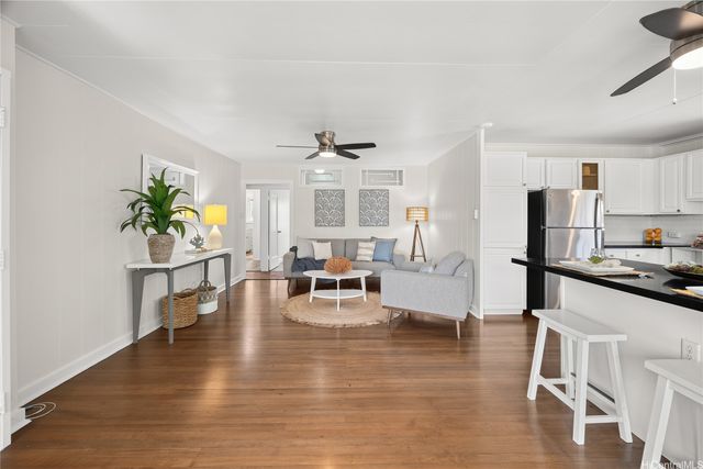 443 Maluniu Avenue, Kailua, HI 96734
