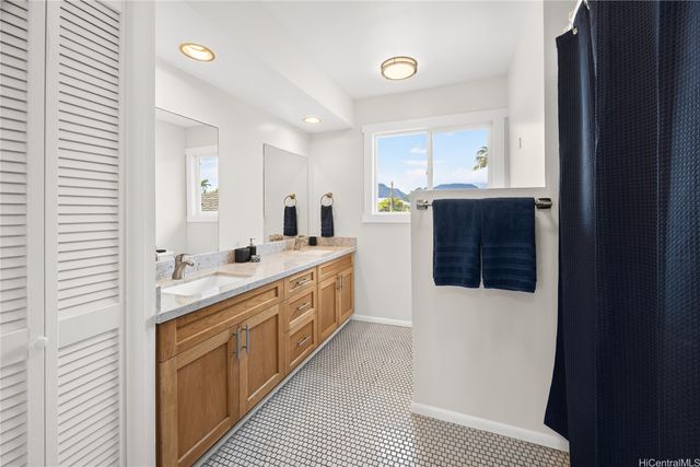 443 Maluniu Avenue, Kailua, HI 96734
