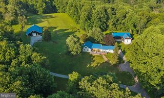 4003 LONGMOOR CIR, Phoenix, MD 21131