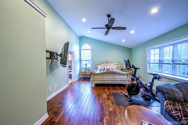 1528 Lawndale Drive, Royal Oak, MI 48067