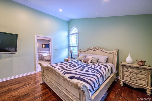 1528 Lawndale Drive, Royal Oak, MI 48067