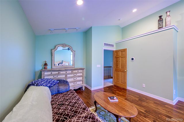 1528 Lawndale Drive, Royal Oak, MI 48067