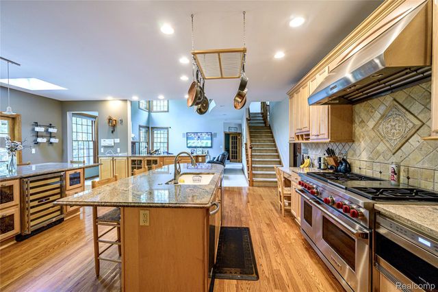 1528 Lawndale Drive, Royal Oak, MI 48067