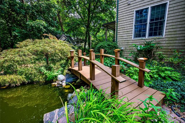 1528 Lawndale Drive, Royal Oak, MI 48067