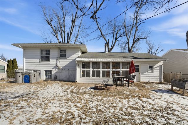 408 Day Street NW, Cedar Rapids, IA 52405