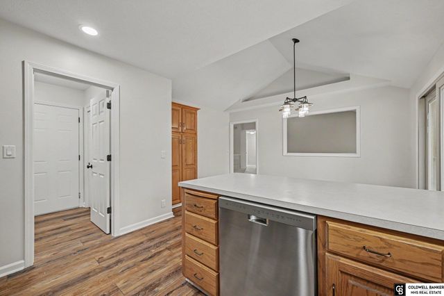 11760 McCarty Loup, Bellevue, NE 68123