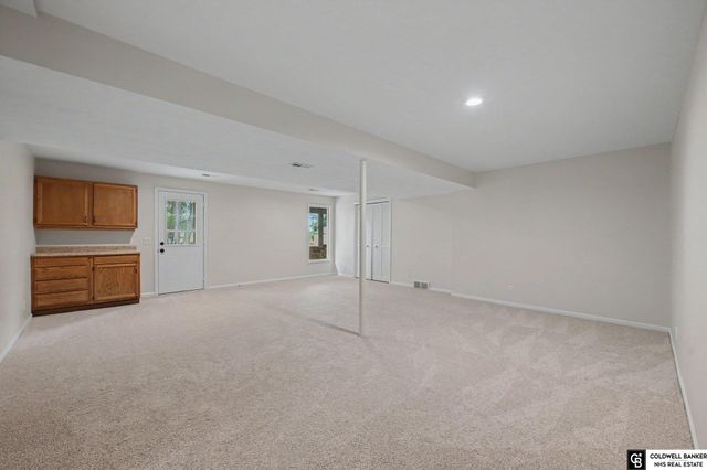 11760 McCarty Loup, Bellevue, NE 68123