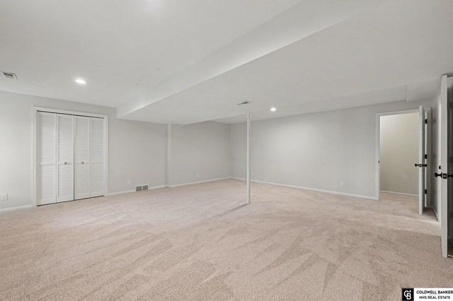 11760 McCarty Loup, Bellevue, NE 68123