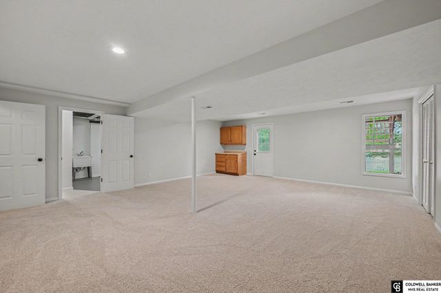 11760 McCarty Loup, Bellevue, NE 68123