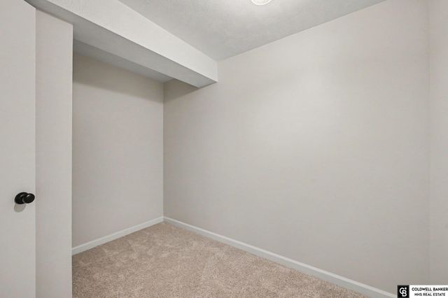 11760 McCarty Loup, Bellevue, NE 68123