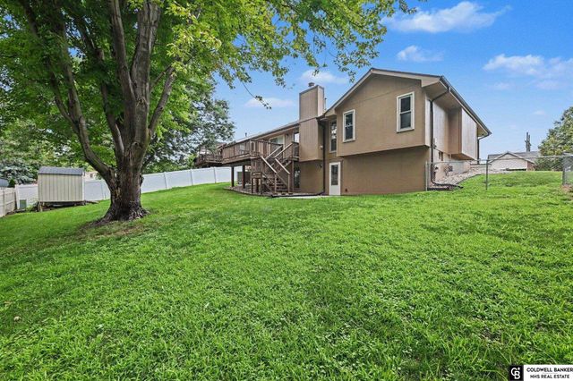 11760 McCarty Loup, Bellevue, NE 68123