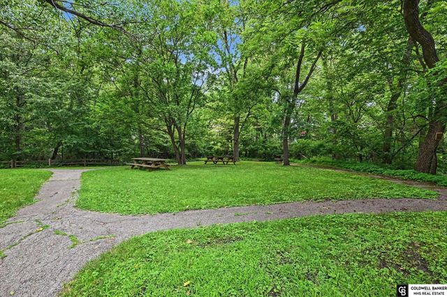 11760 McCarty Loup, Bellevue, NE 68123