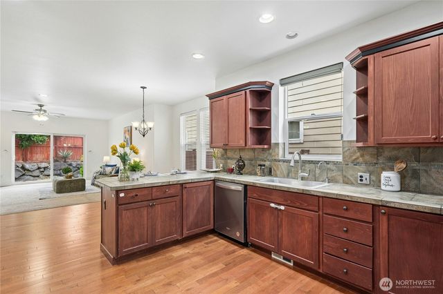 4433 Cashmere Drive NE, Lacey, WA 98516