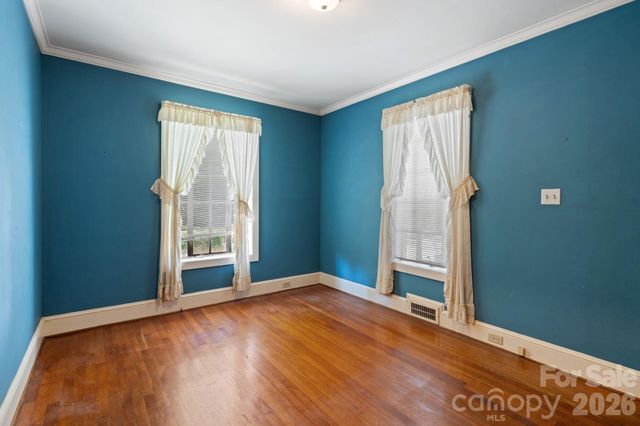 2928 Windsor Road, Winston Salem, NC 27104