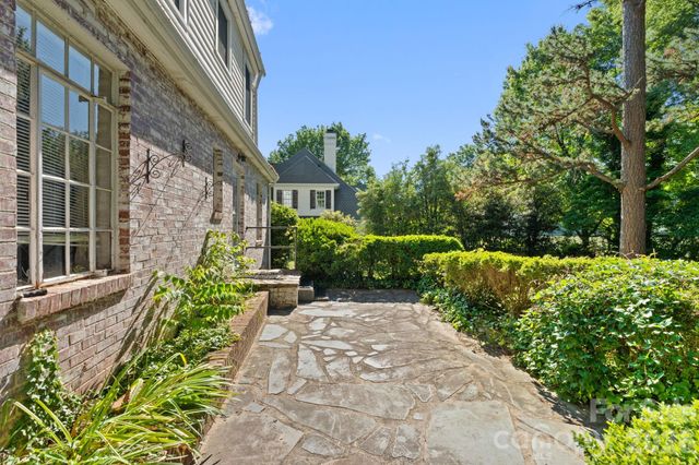 2928 Windsor Road, Winston Salem, NC 27104