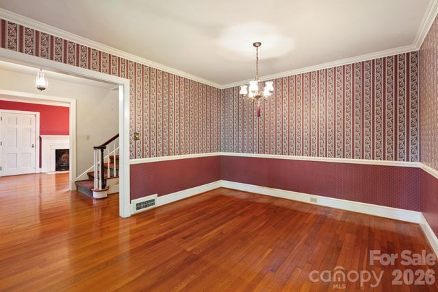 2928 Windsor Road, Winston Salem, NC 27104