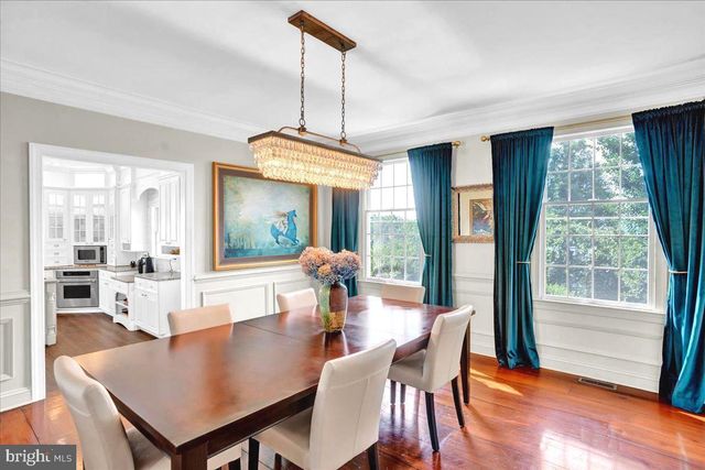 11 DANBERRY DR, Ringoes, NJ 08551