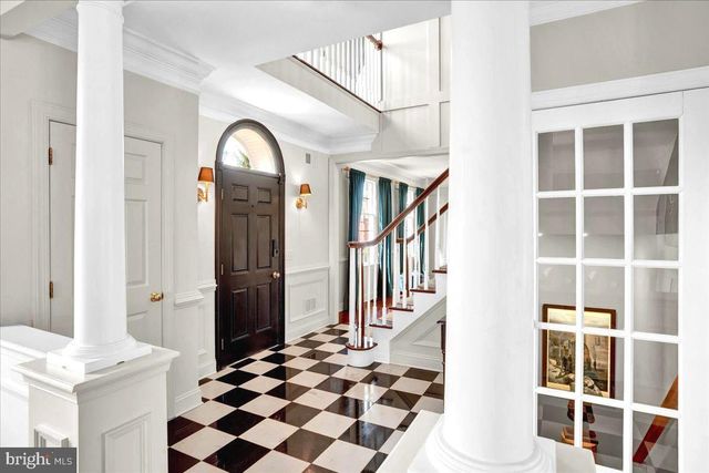 11 DANBERRY DR, Ringoes, NJ 08551