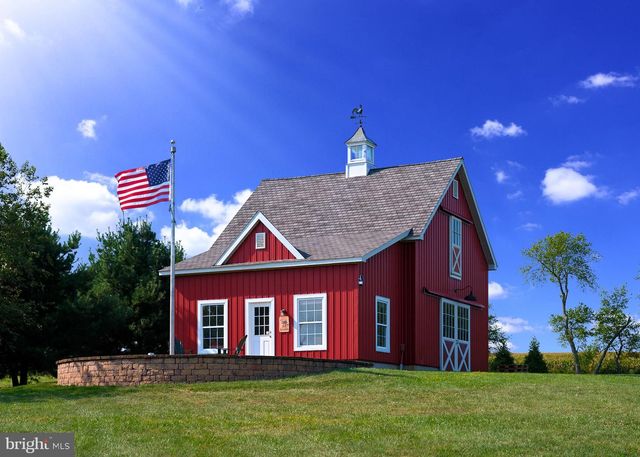 11 DANBERRY DR, Ringoes, NJ 08551