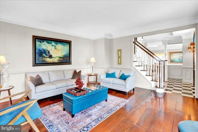 11 DANBERRY DR, Ringoes, NJ 08551