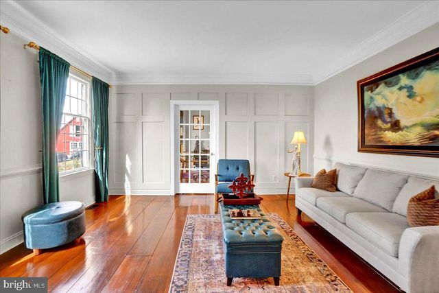 11 DANBERRY DR, Ringoes, NJ 08551