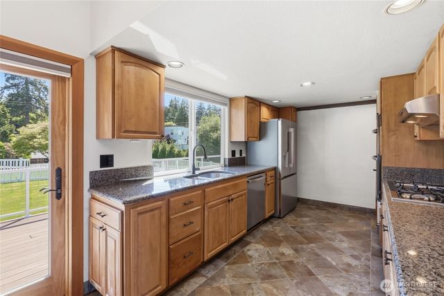 3016 51st Place SW, Everett, WA 98203