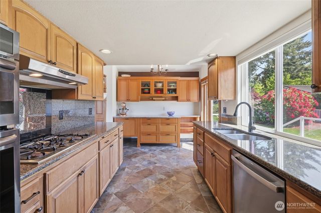 3016 51st Place SW, Everett, WA 98203