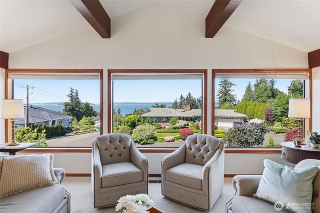 3016 51st Place SW, Everett, WA 98203
