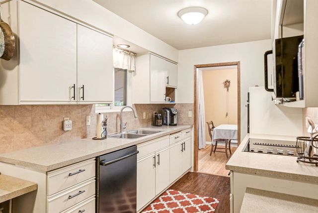 735 Clover St, Cheney, WA 99004
