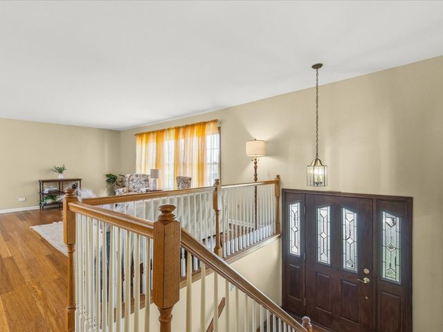 545 Andrew Lane, Lake Zurich, IL 60047