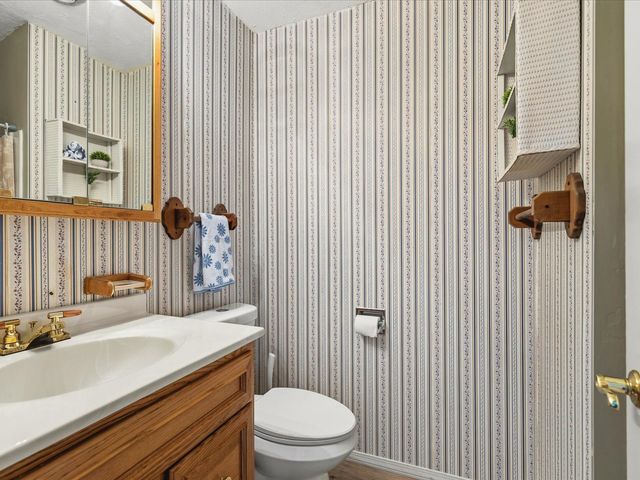 545 Andrew Lane, Lake Zurich, IL 60047