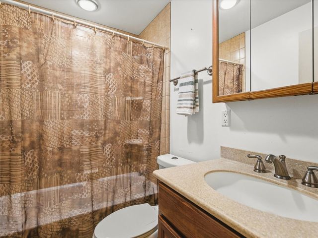545 Andrew Lane, Lake Zurich, IL 60047