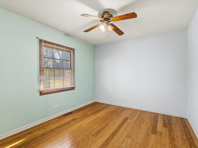545 Andrew Lane, Lake Zurich, IL 60047