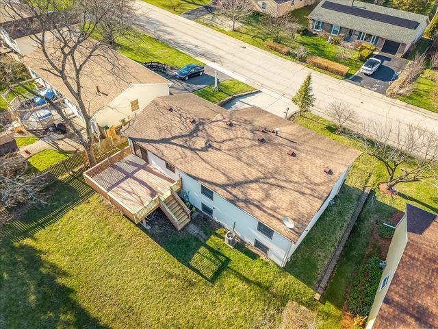 545 Andrew Lane, Lake Zurich, IL 60047