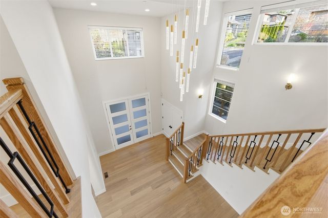 11087 SE 62nd Place, Bellevue, WA 98006