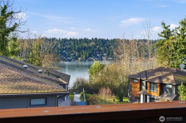 11087 SE 62nd Place, Bellevue, WA 98006