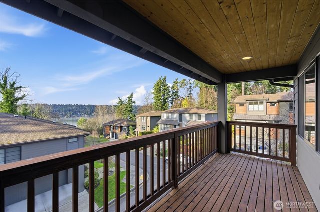 11087 SE 62nd Place, Bellevue, WA 98006