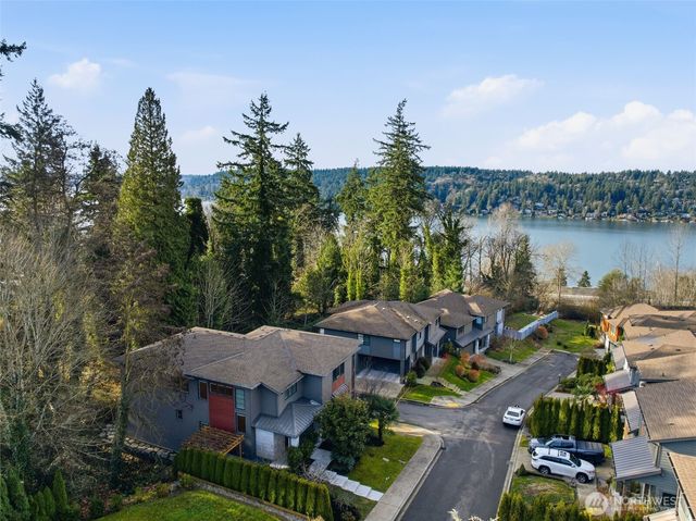 11087 SE 62nd Place, Bellevue, WA 98006